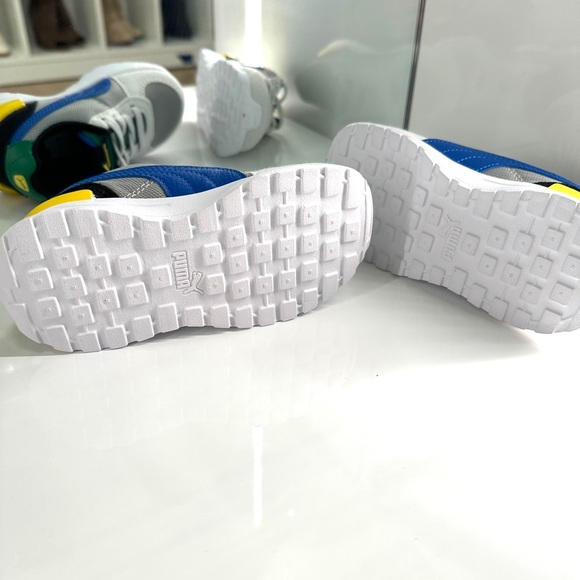 NWOT Toddler Puma Sneakers - Picture 5 of 5